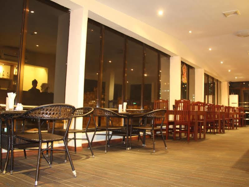 New Yangon Hotel Luaran gambar